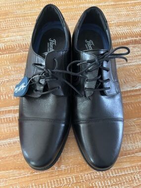 Florsheim Black Leather Cap-Toe Derby Dress Shoe